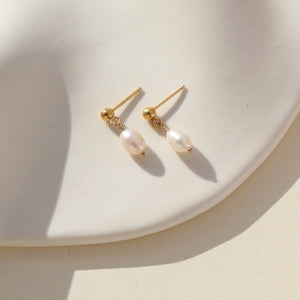 Pearla Stud Earrings in 14k Gold Fill