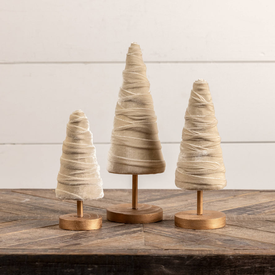 Oatmeal Velvet Tree - 8"