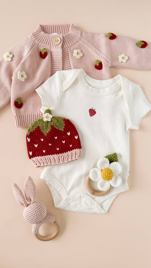Strawberry Beanie: 6-24m