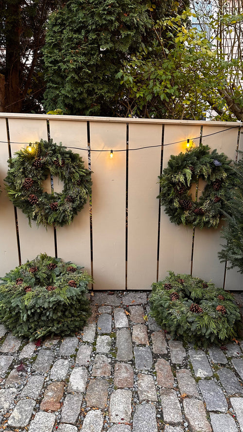 Wreath, Deluxe Multi Cone 26"OD