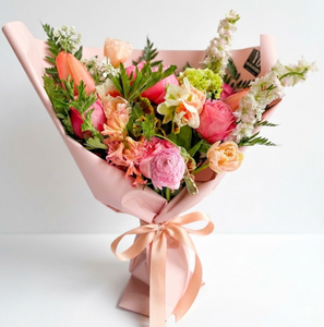 Medium Wrapped Bouquet